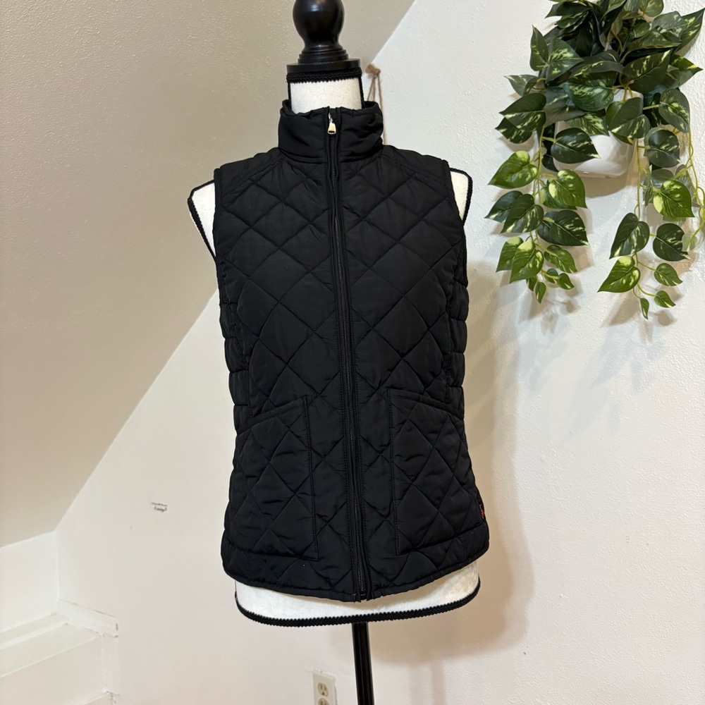 Lauren Ralph Lauren women's black quilted full-zip vest with a red lining